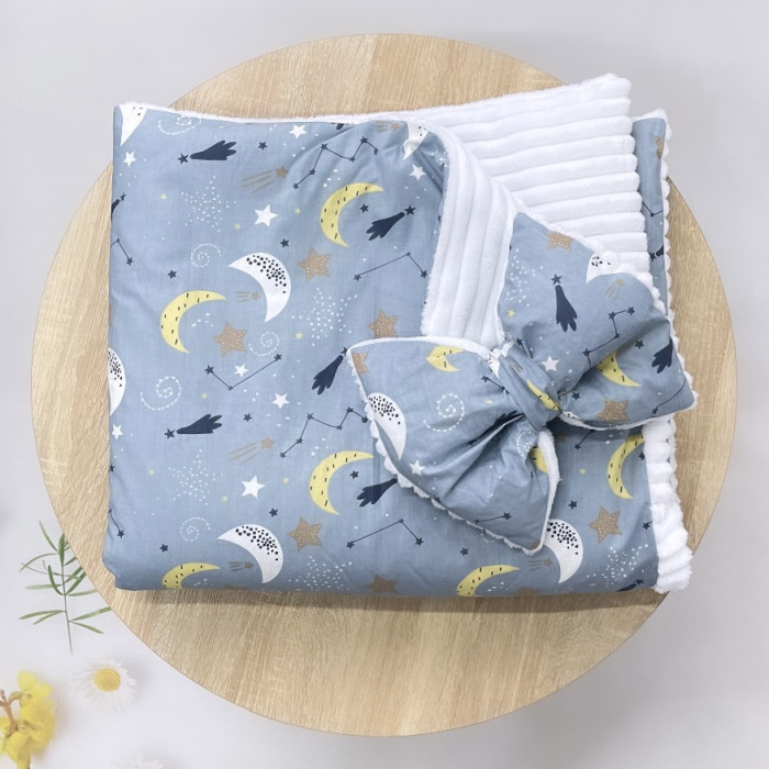 Плед зі з‘ємним утеплювачем та бантом-резинкою Сузір’я / Білий плюш 90/80