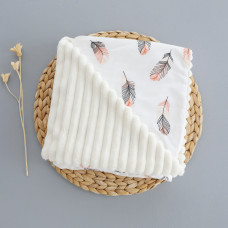 Плед плюш, без утеплення Плед плюш, без утеплення Пір’їнки Кораловий / Молочний плюш 100/80