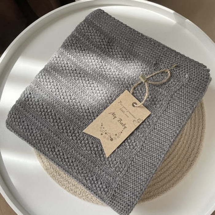 В'язаний плед ДЕМІ смужка Графіт 90/80